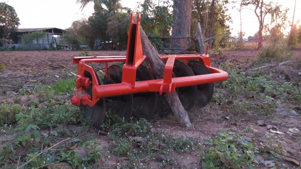 ขายรถไถคูโบต้า4508 di ใบมีดดันหน้าผาลหลังพร้อมใช้งาน