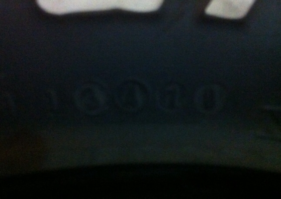 ยาง BF goodrich 265 75 16 ปี10