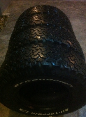 ยาง BF goodrich 265 75 16 ปี10