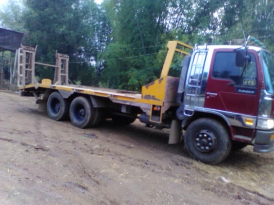 ขายเทเลอร์สิบล้อ2เพลา ลากรถเกี่ยวข้าว (มัดจำแล้วกู้ไม่ทันขอลงขายใหม่)