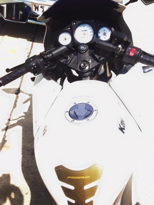 ลดสุดๆ ninja250 สีขาว ปี 2011 สภาพ ดี๊ดี เดิมๆครับ รถสวยมาดูได้เลย