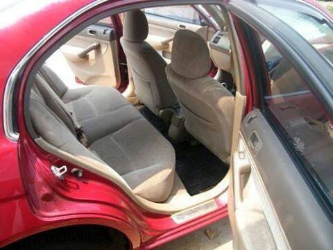 !!!! ขายด่วน รถเก๋งสวยๆพร้อมใช้ HONDA CIVIC DIMENTION. เครื่อง V-TEC. 1.7 CC