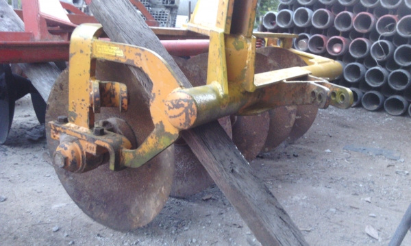 ขายหางบุกเบิก 4 ยี่ห้อ lcs จำนวน 2 ตัว โรตารี่ 1.8 เมตร หาง 6 ยี่ห้อ cct