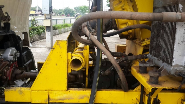 ขายด่วนหรือว่ามีสิบล้อดั้มเอามาตีแลกเปลี่ยนได้นะครันรถ6ล้อโม้ ขายด่วนหรือว่ามีสิบล้อดั้มเอามาตีแลกเปลี่ยนได้นะครันรถ6ล้อโม้