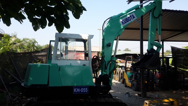 ขายkobota  kh055  คันใหญ่  พร้อมขาย
