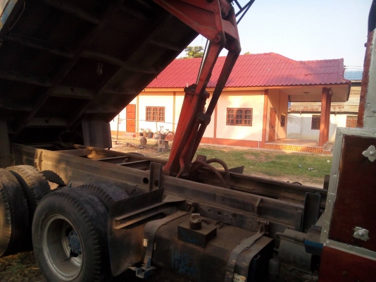 ปิดการขายครับ(จบกันเรียบร้อยแล้วครับขอบคุณเสี่ยใหญ่ใจถึงจากหนองพอกร้อยเอ็ดด้วยคราบมาไม่ต่อซัก)คำทะเบียนพร้อม เกียร์ HO พาวเวอร์ เครื่อง 6BD 165 แรง ช่วงล่าง 2 เพลาเดิมของฟูโซ่