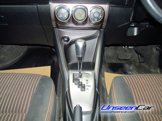 ใช้เงินรวมออกรถ 30000 บาท TOYOTA YARIS สี ขาว ปี2014 เกียร์ AT รุ่นย่อย CVT-i 1.2 G เครื่องยนต์ เบนซิน ราคา 499000 บาทโทร0922726669 ค่ะ