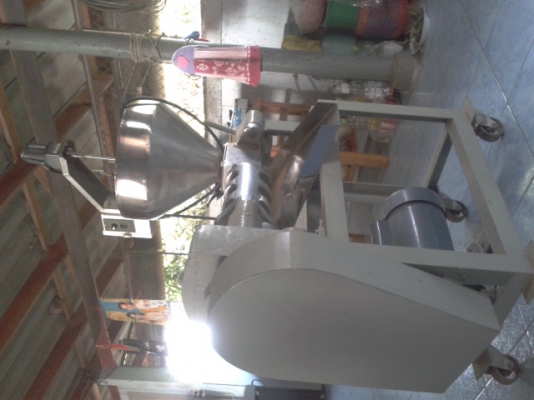 เครื่องบีบเย็น สกัดน้ำมันรำข้าว พืชทุกชนิด หั่นราคา 100,000