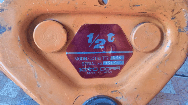 ขายรอกค้างคาว KITO 1/2TON. สำหรับวิ่งบนเหล็กราง Made in japan.