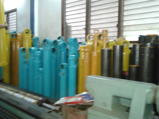 ขายเสื้อกระบอกไฮโดรลิค หลายรุ่น