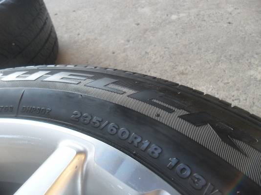 ล้อแม็ก 18นิ้ว 6รู ฟอด พน้อมยาง สวยๆ 4 ล้อ ราคา 9800 บาท