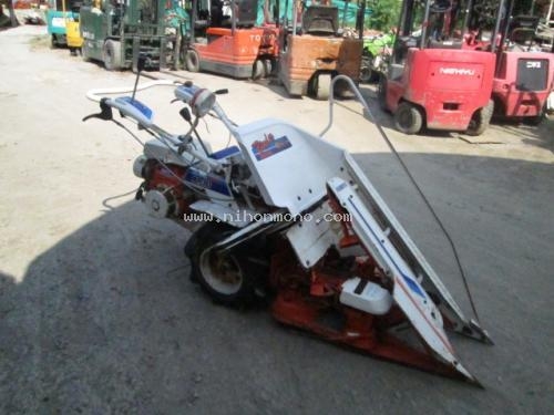 รถเกี่ยวข้าวเดินตาม KUBOTA RA30 รหัสสินค้า : 80802450 หรือเพิ่มเติมไดที่ www.nihonmono.com รถเกี่ยวข้าวเดินตาม KUBOTA RA30 รหัสสินค้า : 80802450 หรือเพิ่มเติมไดที่ www.nihonmono.com