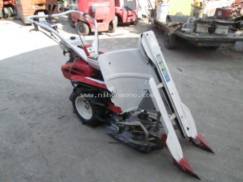 รถเกี่ยวข้าวเดินตาม   MITSUBISHI  KB254    รหัสสินค้า : 80802451 หรือเพิ่มเติมไดที่ www.nihonmono.com