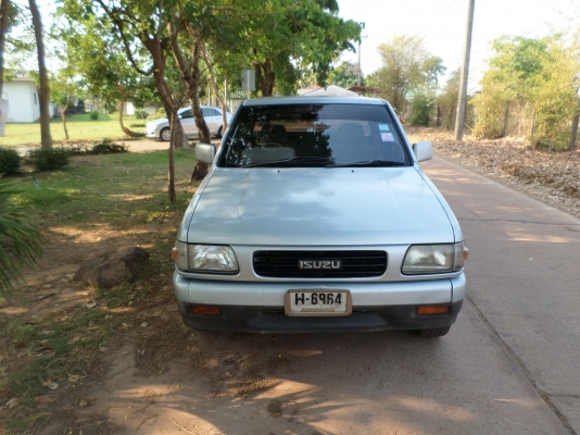 ขายรถกระบะ ISUZU - TFR มังกรทอง - SPACE CAB SLX2.5 รถปี38 พวงมาลัยพาเวอร์โรงงานหน้าหนูแท้กระจกไฟฟ้า....รถบ้านแท้100\%รถบ้านมือเดียวออกศูนย์ไม่เคยเปลี่ยนมือสภาพเดิมๆทั้งคันคานเดิมเครื่องเดิมแน่นๆเครื่องนิ่งมากประหยัดน้ำมันสุดๆ ครัชชีเดิมสวยไม่มีผุช่วงล่างแน