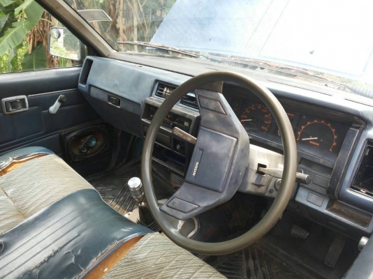 ขอขายNissan เครื่อง1800 cc. ขอขายNissan เครื่อง1800 cc.