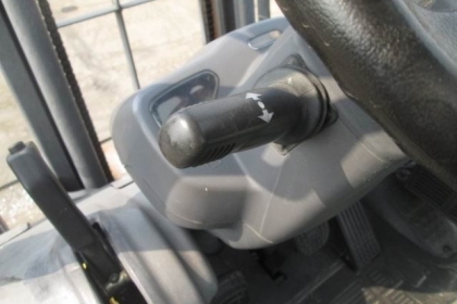 โฟล์คลิฟท์ รุ่น 18 ยี่ห้อ KOMATSU 1.5 ตัน 2 ระบบ เบนซิน + แก๊ส