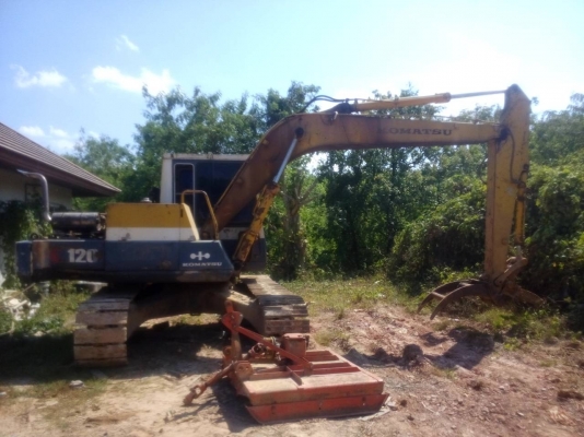 รถแบคโฮ  KOMATSU  PC 120 - 3   สนใจติดต่อ  081 - 6079515