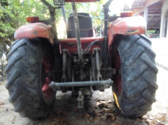 รถไถ KUBOTA 7040  ,  2 เพลา  ปี 52   สนใจติดต่อ  081 - 6079515