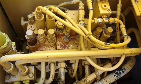 KOBELCO SK 60-2 แทรคยาง บูม U