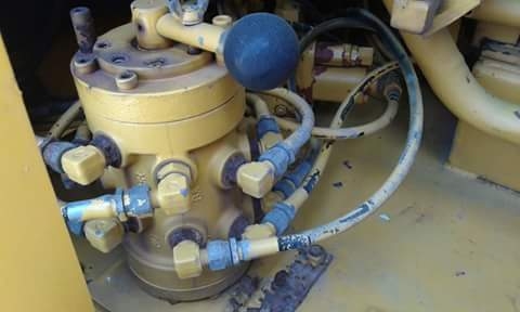 KOBELCO SK 60-2 แทรคยาง บูม U