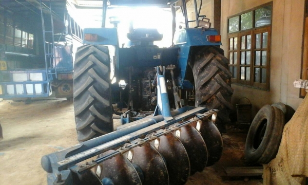 ขาย FORD 6640 เพลาเดียว