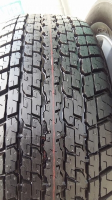 ขายล้อแม็กพร้อมยางถอดป้ายแดง dmax 17"x7" et33 6 รู 139.7 ยาง bridgestone dueler h/t 840 255/65r17 ยางผลิตสัปดาห์ที่ 43 ปี14 ตุ่มและสีที่หน้ายางมีทุกเส้นครับ ขายทั้งชุด 22,900 บาทครับ สนใจติดต่อเล็กคลองสามครับ 081-3747940