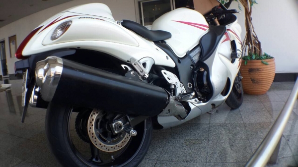ขายด่วน ! SUZUKI GSX 1300 R