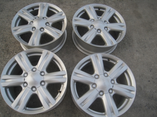 ขายล้อแม็ก Isuzu Mu-x 17"x7" et33 6รู139.7 สภาพสวยๆๆครับ ขายทั้งชุด 8,500 บาทครับ สนใจติดต่อเล็กคลองสามครับ 081-3747940 ขายล้อแม็ก Isuzu Mu-x 17"x7" et33 6รู139.7 สภาพสวยๆๆครับ ขายทั้งชุด 8,500 บาทครับ สนใจติดต่อเล็กคลองสามครับ 081-3747940