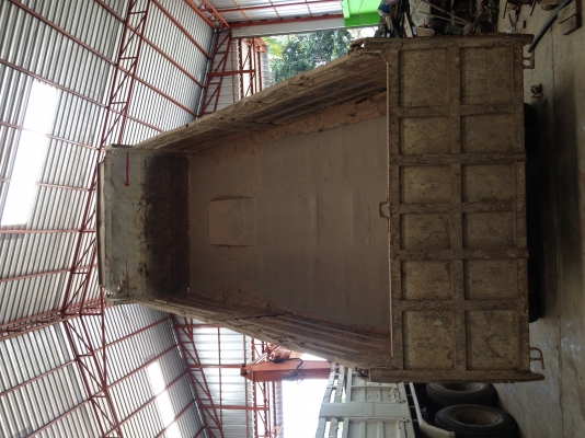 กระบะดั๊ม