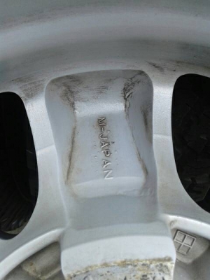 ขายยาง BF all 265/75/16ปี14 พร้อมล้อสวยๆครับ