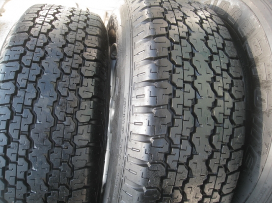 ขายล้อแม็ก new d-max 16"x7" et33 6รู139.7 พร้อมยาง Bridgestone dueler h/t 689 245/70r16 ยางผลิตสัปดาห์ที่ 44 ปี14 ใส่ dragoneye,trooper,cameo,big-m,frontier ได้ครับ ขายทั้งชุด 15,500 บาทครับ สนใจติดต่อเล็กคลองสามครับ 081-3747940