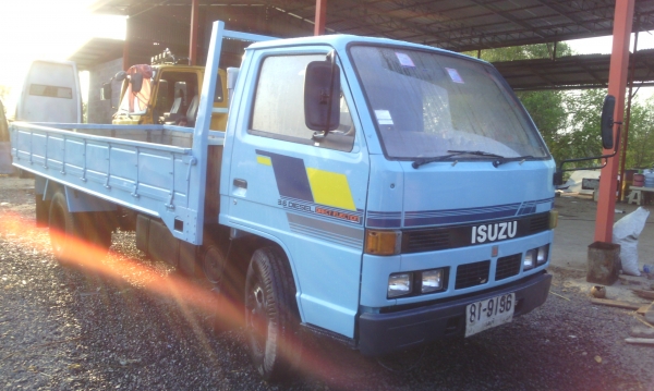 รถหกล้อ  110  แรง  เครื่องดี  ครัชชีสวย  รถพร้อมใช้งาน  เอกสารพร้อม