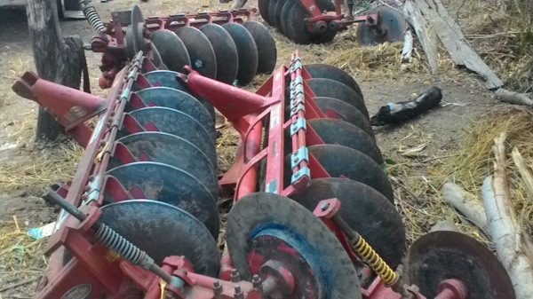 ผาน6ใบ22ตราช้างครับมี3ตัวครับเฮฟวี่พลัส2ตัวครับ