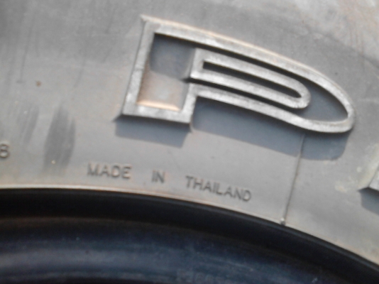 265/70R16 PRESA pj88 AT-PRO  มี 2 เส้น TEL.081-427-3941