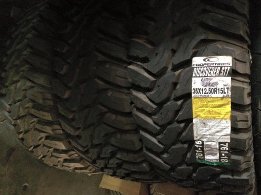 Mud-terrain Cooper Discoverrer ขนาด 35 12.5 r15