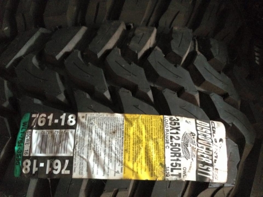 Mud-terrain Cooper Discoverrer ขนาด 35 12.5 r15