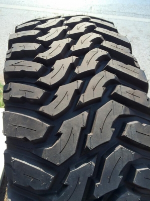 Mud-terrain Cooper Discoverrer ขนาด 35 12.5 r15