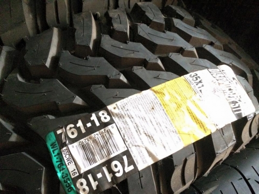 Mud-terrain Cooper Discoverrer ขนาด 35 12.5 r15