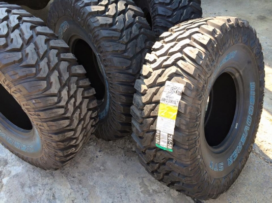 Mud-terrain Cooper Discoverrer ขนาด 35 12.5 r15