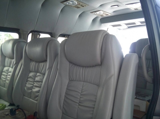 ใช้เงินดาวน์รวมออก. 94,000 บาท ขายรถตู้ TOYOTA COMMUTER 4D4 รัสเซลล์ แอร์ ไมโครบัส ปี 2007เกียร์ ธรรมดา ราคา 659,000  บาท โทรติดต่อตันหยงค่ะ. 0922726669