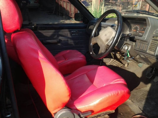 Ford Marathon สภาพดี ราคาถูก Ford Marathon สภาพดี ราคาถูก