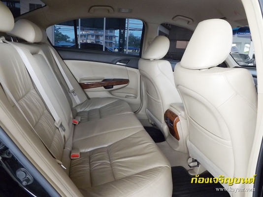 HONDA ACCORD 2.0EL i-VTEC ปี 2013 HONDA ACCORD 2.0EL i-VTEC ปี 2013