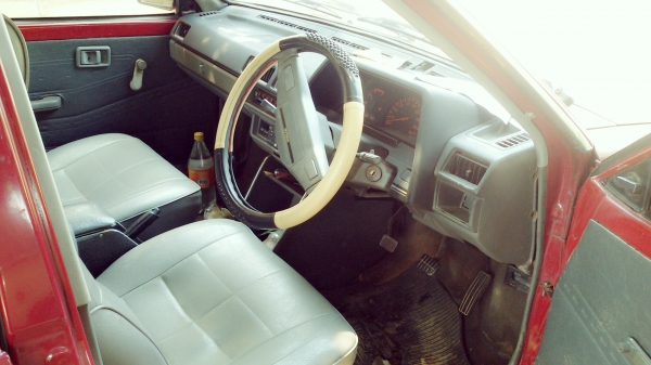 ขาย nissun suny 24900บาท ลดได้ต่อรองมาเลย