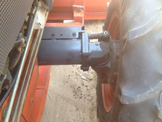 ขาย L4508 อุปกรณ์หน้า  หลังตราช้าง รถเดิมๆพร้อมใช้