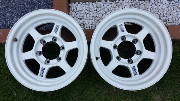 ขายล้อลาย te37x ขอบ16 สีขาวครับ