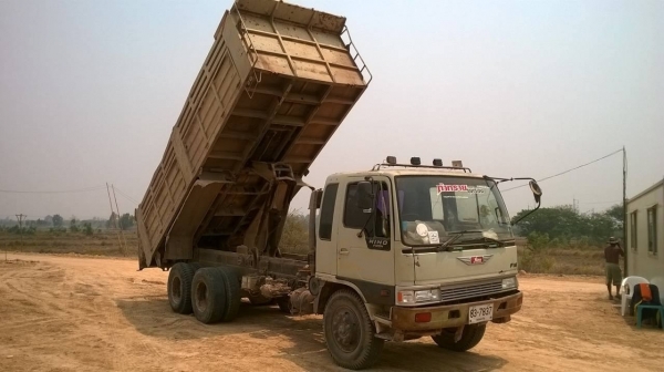 ขาย 10 ล้อดั้ม HINO FM3H เครื่องเดิม HO7D 195 แรงม้า เกียร์เดิม สโลว์เดิม รถวิ่งงานอยู่ทุกวัน