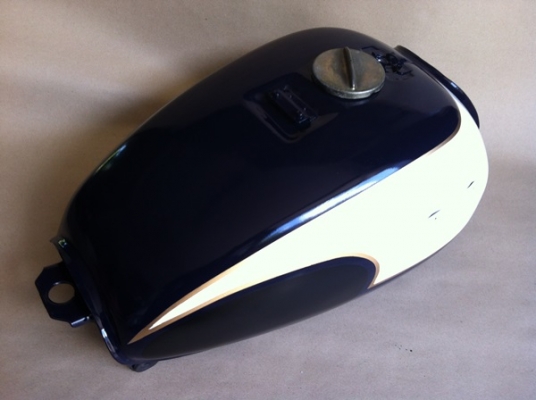 ถังน้ำมัน มือสองหลายใบ Rx100ทำสีลายSR ลายW650