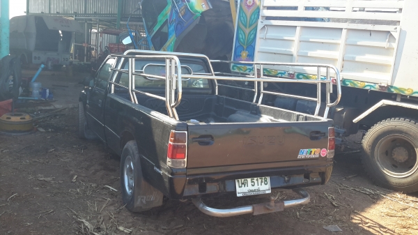 ขายกะบะอีสุพร้อมเครื่องเสียงพร้อมใช้ภาษีเต็ม