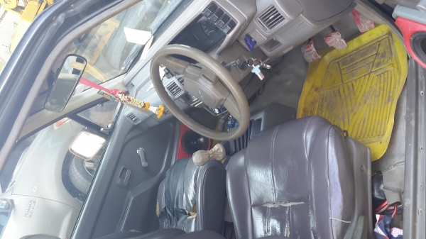 ขายกะบะอีสุพร้อมเครื่องเสียงพร้อมใช้ภาษีเต็ม