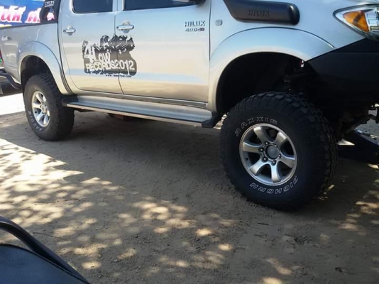 แม็ก TOYOTA PRADO 4วง = 7,999 บาท